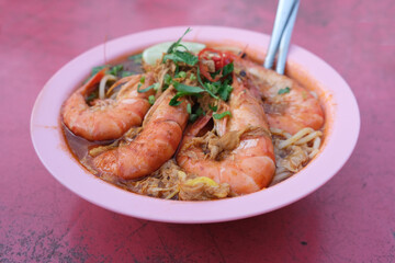 Local prawn noodles Mee Udang at Kuala Kuaq beach, Alor setar.