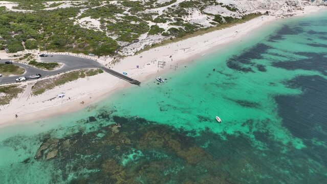 hamelin bay beautiful beach sting rays boats 4k australia
