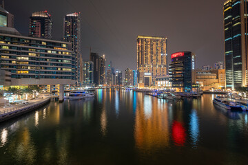 Fototapeta na wymiar Dubai Marina SkyScrapers at the time of sunset