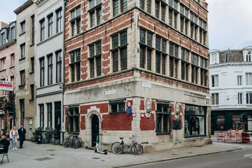 Keuken spatwand met foto Antwerp, Belgium - October 22, 2023: Historic center of Antwerp and beautiful Flemish architecture © Andrei Antipov