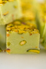 Pistachio fudge