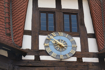 Uhr am Rathaus in Michelstadt