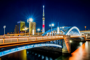 Fototapeta premium 東京 浅草 隅田川からの夜景