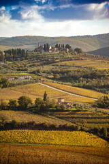 Naklejka premium Italia, Toscana, il Chianti in autunno, il paese di Panzano in Chianti.