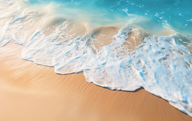 Imagen de olas llegando a la orilla de una playa tropical paradisiaca y turquesa. Vertical y horizontal. 