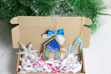 Fototapeta na wymiar Christmas Decoration Christmas Tree Toys, Handmade tree and Epoxy Resin Toys for Home Decor. dIY