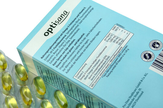 Optisana Omega-3 und Vitamin E Kapseln  Nahrungserg&auml;nzungsmittel mit Fisch&ouml;lkonzentrat