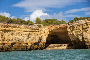 Höhle Felsen Küste Spanien