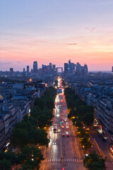 Atardecer en París, con vistas a La Defense