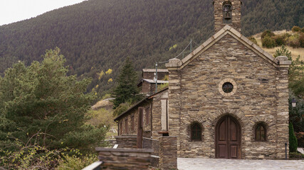 church in the mountains - 678412718