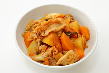 豚キムチ肉じゃが