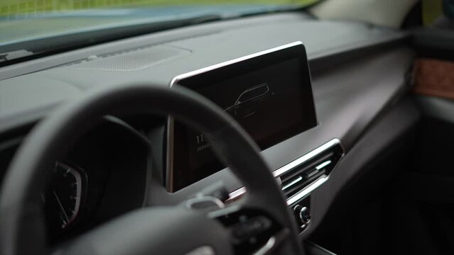 modern car interior, car steering wheel, Maxus