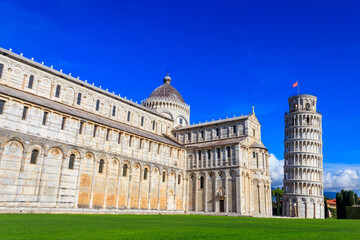 Fototapeta na wymiar Pisa Cathedral (Cathedral of the Assumption of Mary) with the Leaning Tower of Pisa on Piazza dei Miracoli in Pisa, Tuscany, Italy