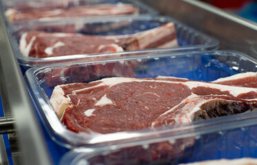 Cadena de producción de envasado de carne