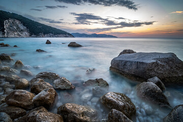 Obraz premium Myrtos beach at sunset