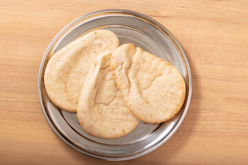 全粒粉入り　ミニナン