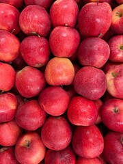  ripe red apples background