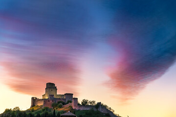 Assisi Rocca Maggiore - obrazy, fototapety, plakaty
