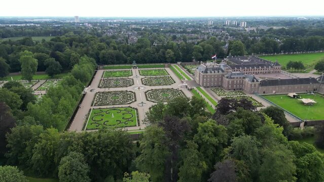 Palace Het Loo in the Netherlands: A Beautiful Residence with Enchanting Gardens. Castle and Palace. 