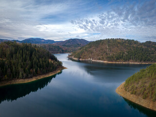 Aerial view on mountain lake in Serbia on autumn - obrazy, fototapety, plakaty