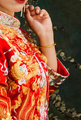 Naklejka premium woman in traditional costume