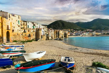 Fototapeten Italy. Sicily island scenic places. Cefalu - beautifl old town with great beaches © Freesurf