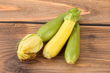 Raw baby organic zucchini heap