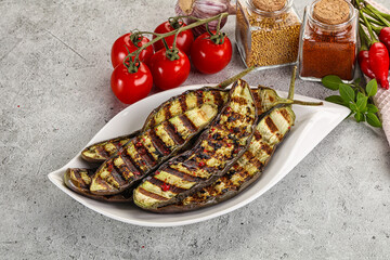 Grilled tasty ripe eggplant slice