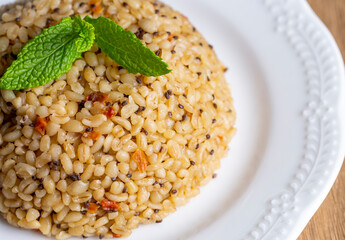 Bulgur pilaf with chia seeds