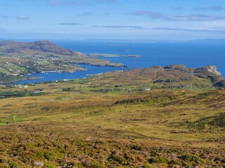 Fototapeta premium Slieve League or Slieve Liag is a mountain on the Atlantic coast of County Donegal, Ireland. At 601 metres, it has the second-highest sea cliffs in Ireland after Croaghaun, and some of the highest sea