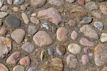 details of a highway made of stones and cobblestones