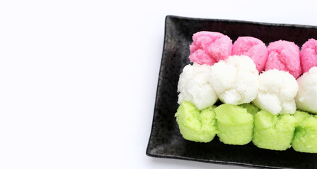 Khanom Pui Fai (Thai steamed cupcakes)