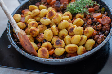 Pan gnocchi with ground beef and vegetables