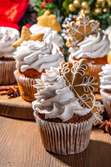 Christmas gingerbread cupcakes