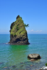 立岩（新潟県）