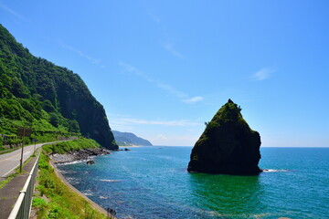 Fototapeta na wymiar 立岩（新潟県）