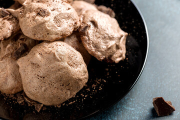 Chocolate meringue cookies