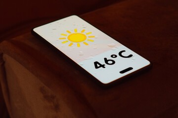 The thermometer showing 46&ordm;C of heat is displayed on a smartphone screen.
