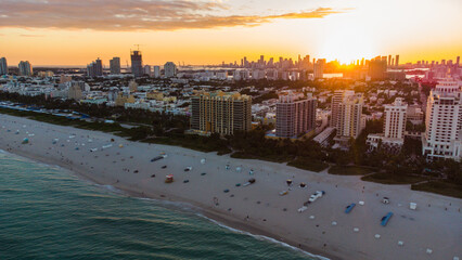 Fototapeta premium sunset over the miami beach florida usa