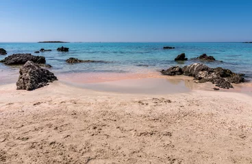 Crédence de cuisine en verre imprimé  Plage d'Elafonissi, Crète, Grèce Beautiful view of Elafonisi Beach, Chania. The amazing pink beach of Crete. Elafonisi island is like paradise on earth with wonderful beach with pink coral and turquoise waters.