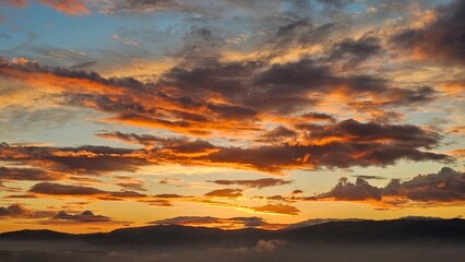 Fototapeta premium sunset in the mountains