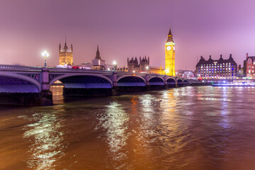 The Big Ben, the Parliament and the Westminster Bridge, London, UK - obrazy, fototapety, plakaty