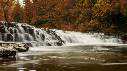 Gordijnen Bos rivier Ocqueoc waterfall in the woods  © Joseph