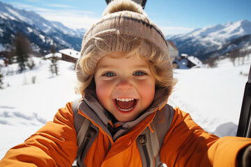 Fototapeta na wymiar child in winter