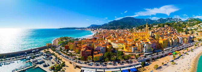 Papier Peint photo Europe méditerranéenne View of Menton, a town on the French Riviera in southeast France known for beaches and the Serre de la Madone garden