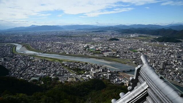 岐阜城天守から見た長良川と岐阜市街  （岐阜県岐阜市, 2023年11月）