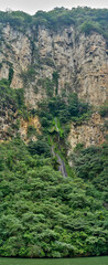 Fototapeta na wymiar Cañón del Sumidero, Chiapas, Parque Nacional, RíoGrijalva, Pueblo Mágico, Chiapa de Corzo, Naturaleza, Aventura, México, ViajarFull, montañas