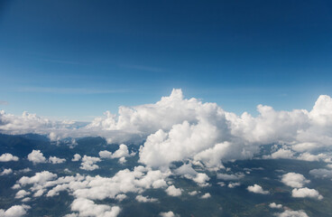 Fototapeta na wymiar Aerial view of cloud and mountains