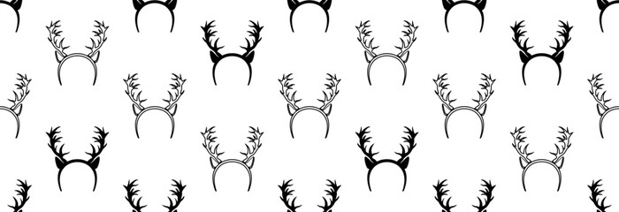Christmas wreath with deer antlers on a white background. Festive headdress. Seamless pattern.
