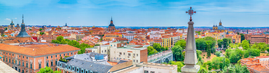 Spain Traveling. Scenic Picturesque Aerial View of Madrid City Taken From Top of Almudena Cathedral. - obrazy, fototapety, plakaty